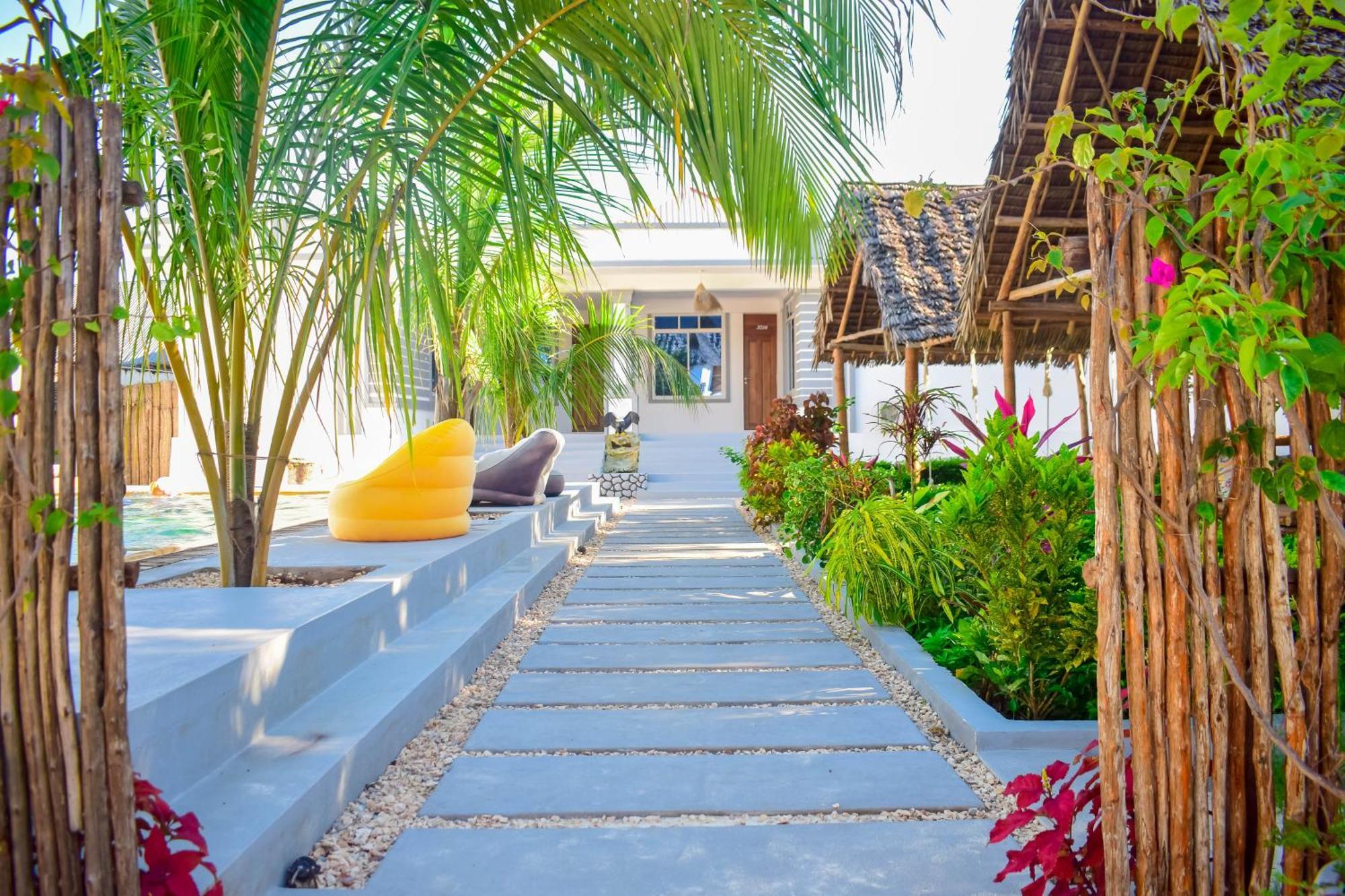 Uhuru House And Restaurant Nungwi Luaran gambar