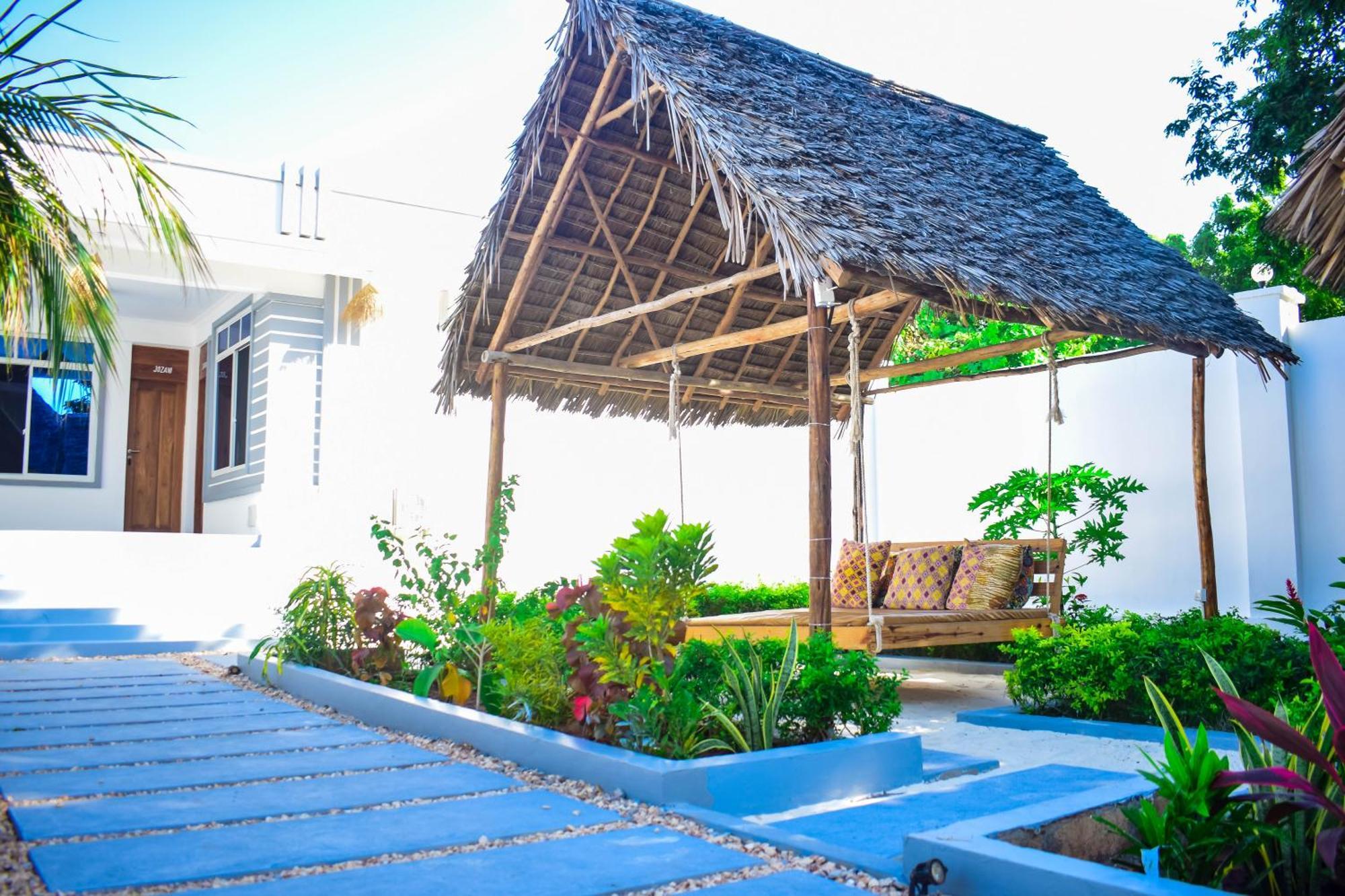 Uhuru House And Restaurant Nungwi Luaran gambar